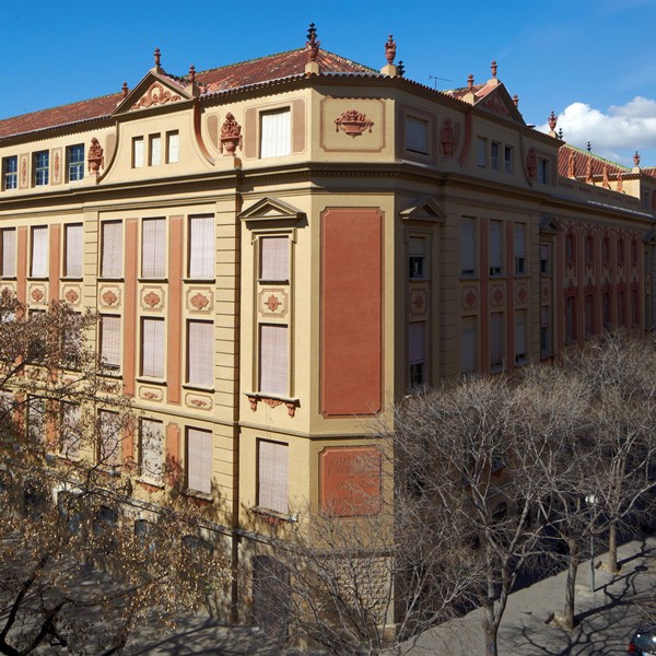 Escola Milà y Fontanals